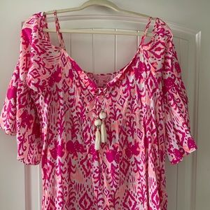 Lilly Pulitzer cold shoulder top size large